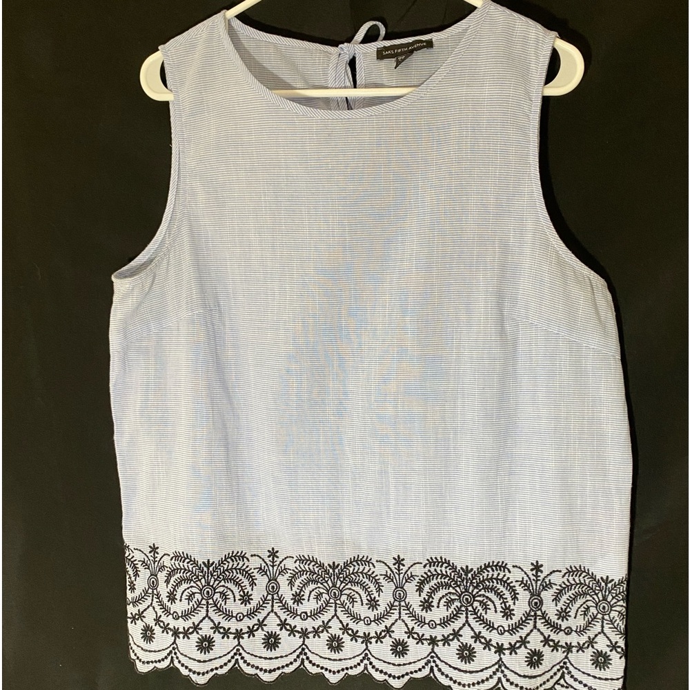 Blue/white summer top